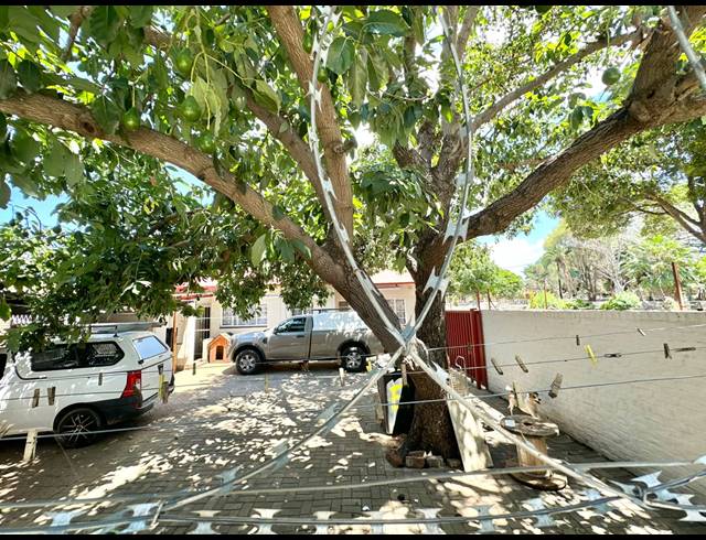 M² APARTMENT BLOCK FOR SALE IN ANNADALE